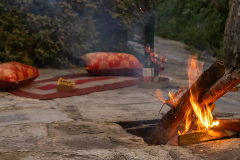 Bonfire seating – Joie de Vivre Mukteshwar