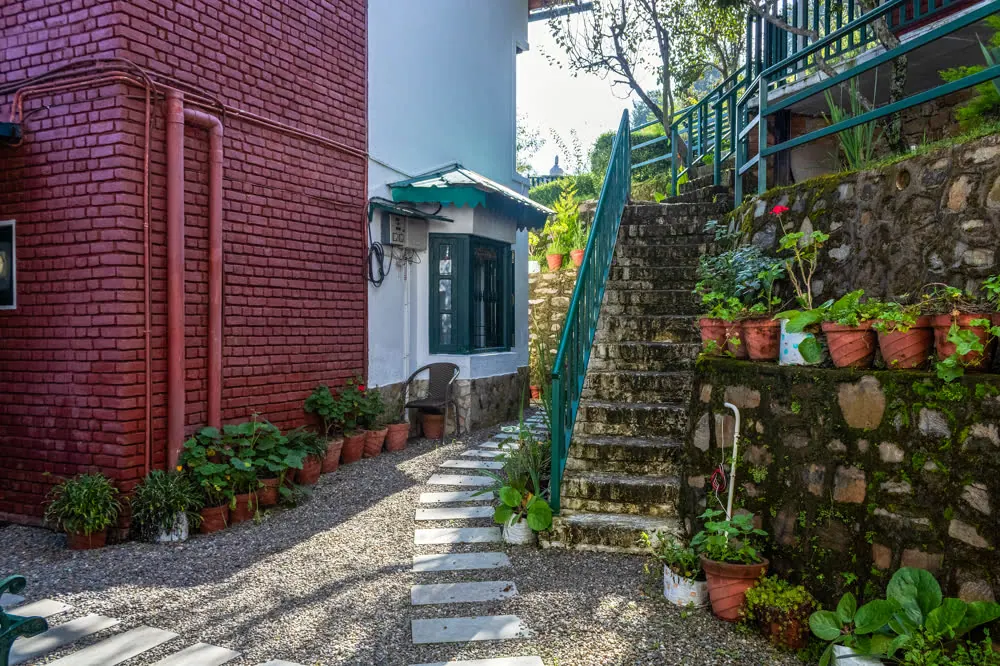 Garden stone steps – Joie de Vivre Mukteshwar