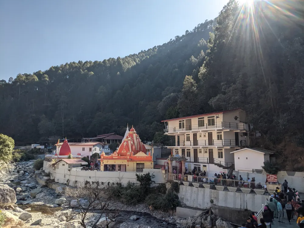Kainchi Dham ashram by the river in the early morning
